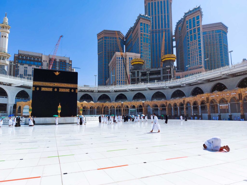 Top 5 Umrah Packages from Pakistan at CRT Travel